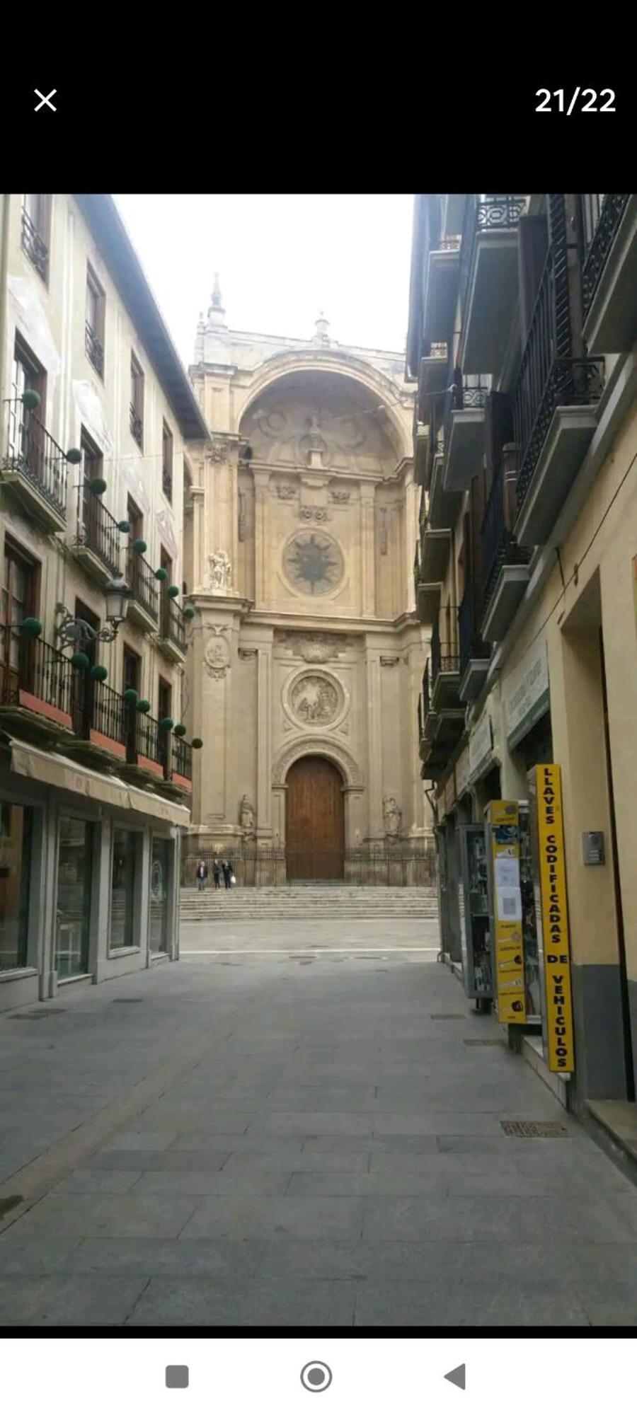 Granada Centro Exterior foto